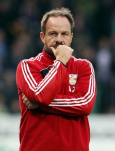 VfL Osnabrück vs. RB Leipzig 3:2 - Trainer Zorniger - Foto: GEPA pictures 