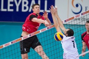 Foto: Conny Kurth - Marcus Böhme und die DVV-Männer schmetterten Kroatien zum Auftakt der WM-Qualifikation 3-0 vom Feld