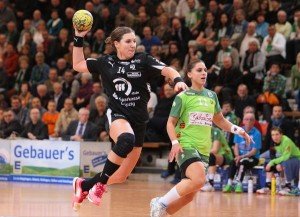 Kapitänin Karolina Kudlacz (HC Leipzig) erzielte wichtige Tore in Göppingen - Foto: Sebastian Brauner, Sportsnine