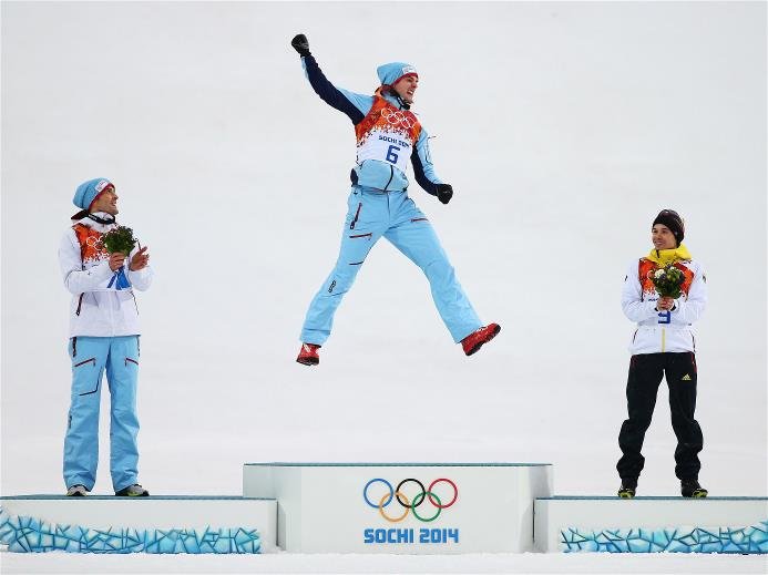 Sotchi 2014: Nordische Kombination Siegerehrung - Magnus Moan (NOR),  Jörgen Graabak (NOR), Fabian Rießler (GER) - Foto: Sochi 2014 Olympic Winter Games