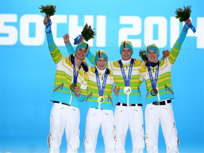 Sotchi 2014: Skispringen Team Großschanze - Siegerehrung Deutschland mit Andreas Wellinger, Severin Freund, Marinus Kraus, Andreas Wank - Foto: Sochi 2014 Olympic Winter Games