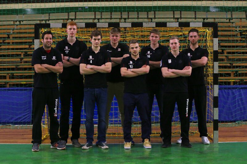 Foto (von links): Bennet Wiegert (Trainer), Tomasz Gebala, Maximilian Janke, Maciej Gebala, Vincent Sohmann, Philip Ambrosius, Andre Czech, Alexander Saul - Quelle: Handball Magdeburg GmbH