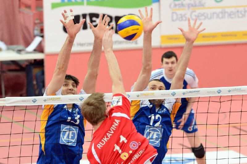 Volleyball: Der VfB Friedrichshafen ist mit zwei klaren 3:0-Erfolgen über den TV Rottenburg ins Halbfinale eingezogen - Foto: Gesa Katz