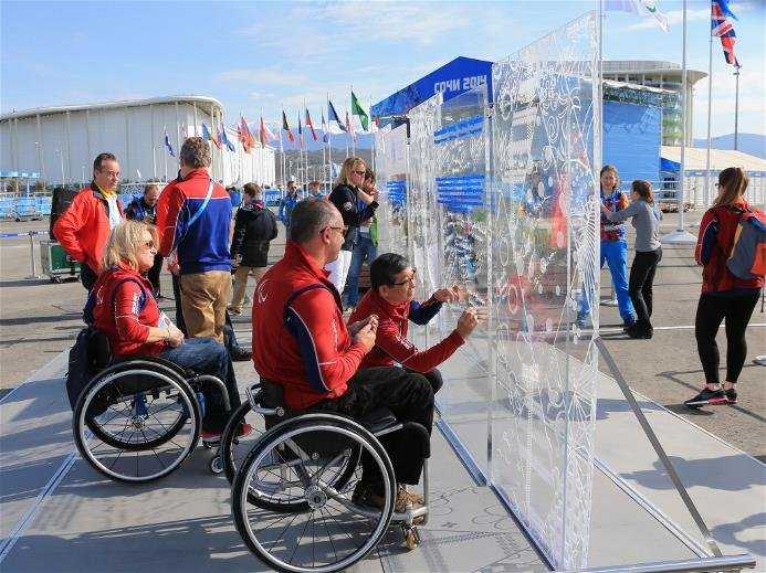 Sotchi 2014 Paralympics: IPC-Präsident eröffnet Paralympische Wand - Foto: Sotchi 2014 Paralympic Winter Games