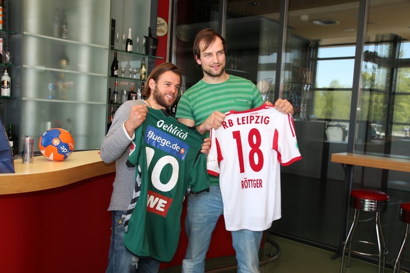 SC DHfK Leipzig und RB Leipzig: Aufstiegs-Euphorie in der SPORTHOCHBURG - Timo Röttger und Thomas Oehlrich - Foto: Manfred Weber