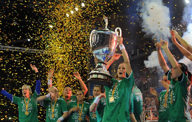 EHF Champions League Women´s Final4 2014 May 4th Budapest/Hungary Final - Buducnost (MNE) vs. Gyori Audi ETO KC (HUN) - Winners with Trophy - Foto: EHF Media