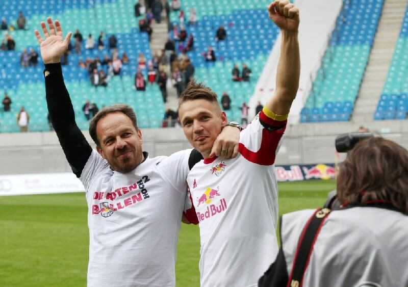 RB Leipzig vs. 1. FC Saarbrücken 5:1 - Alexander Zorniger und Daniel Frahn (RB Leipzig) - Foto: GEPA pictures/Roger Petzsche