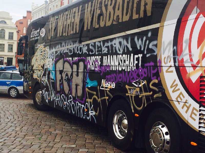 F.C. Hansa Rostock verliert gegen SV Wehen Wiesbaden angesichts schlechterer Spielanlage und ineffizienter Chancenverwertung - Foto: Daniel Mucha (www.svwehen-wiesbaden.de)