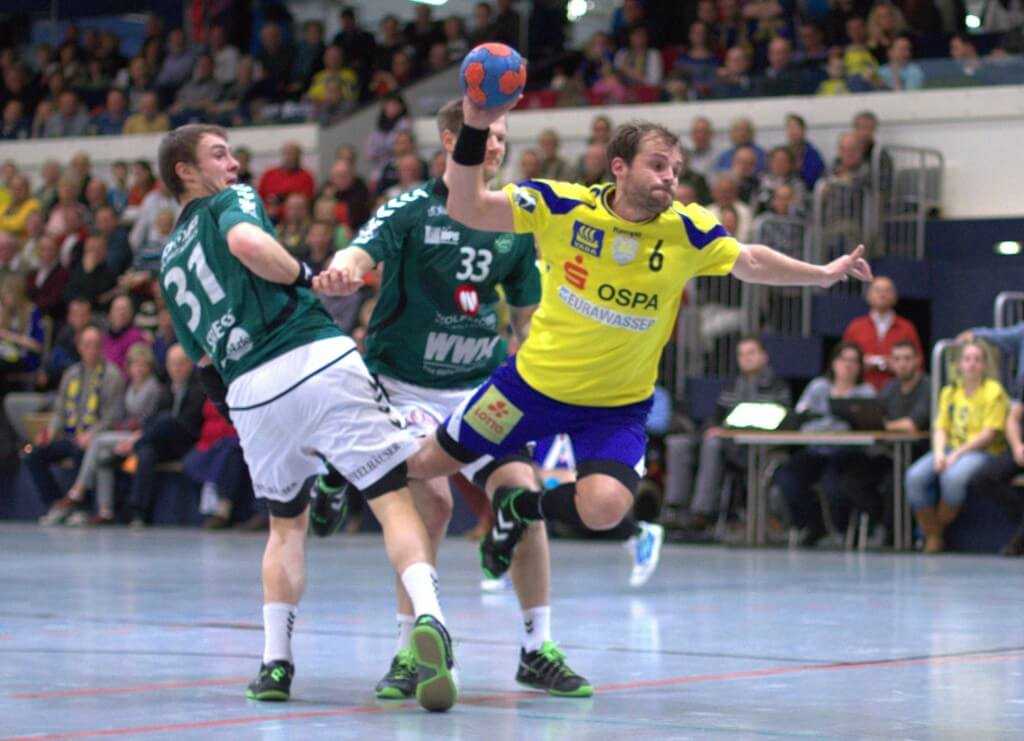 HC Empor Rostock bei Tabellenführer Rimpar unter Erfolgsdruck - Das Empor-Team um Kapitän Jens Dethloff will in Rimpar den zweiten Saisonsieg erringen - Foto: HC Empor Rostock