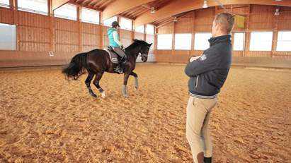 CNN Equestrian: Thomas und Lisa Müller über ihre Karriere als erfolgreiche Dressurreiterin - Foto: CNN International