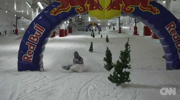 „The Circuit“: Red Bull-Fahrer Daniel Ricciardo bei Amanda Davies - Foto: CNN International "The Circuit"