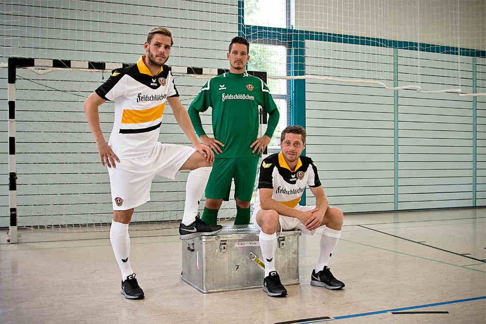 Dynamo Dresden: ERIMA fertigt Auswärtstrikot für die SGD - Im Bild: Justin Eilers, Janis Blaswich, Andreas Lambertz v.l. - Foto: Dynamo Dresden