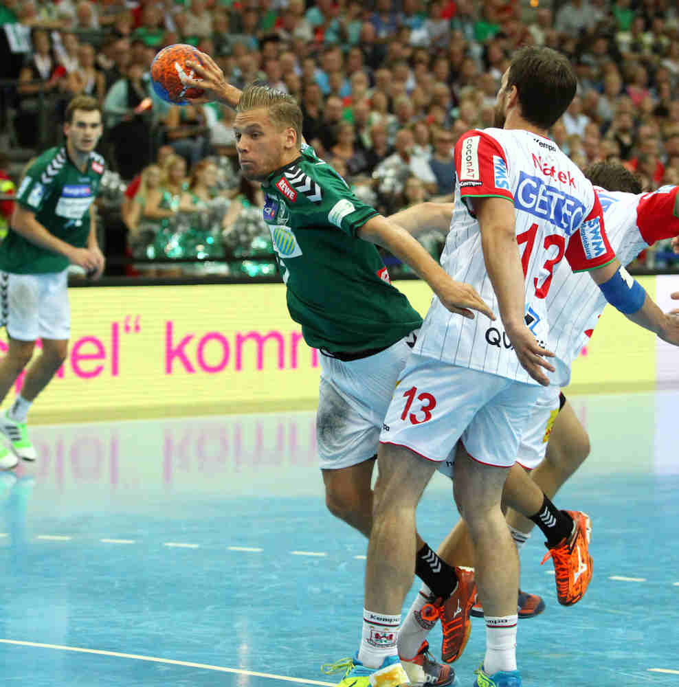 Der 11-fache DHfK-Torschütze Marvin Sommer gegen den SC Magdeburg - Foto: Elmar Keil