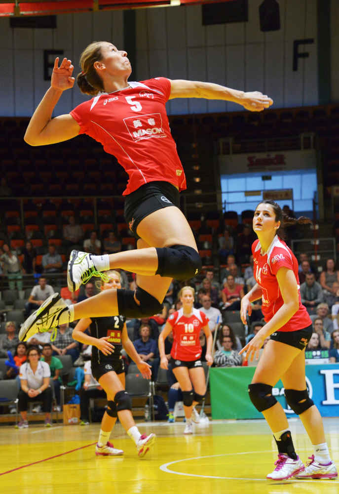 Speerwurf-Weltmeisterin Katharina Molitor „will um den Volleyball-Titel mitspielen“ - Foto: MOWY