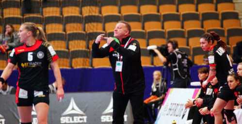 Handball EM 2016: DHB-„Ladies“-Coach Michael Biegler „Mannschaft ist der Star“ - Foto: Peter Jansen