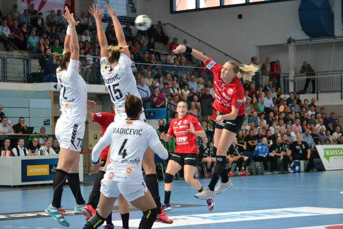 Saskia Lang - Thüringer HC vs. Vardar Skopje - Handball EHF Champions League - Foto: Hans-Joachim Steinbach