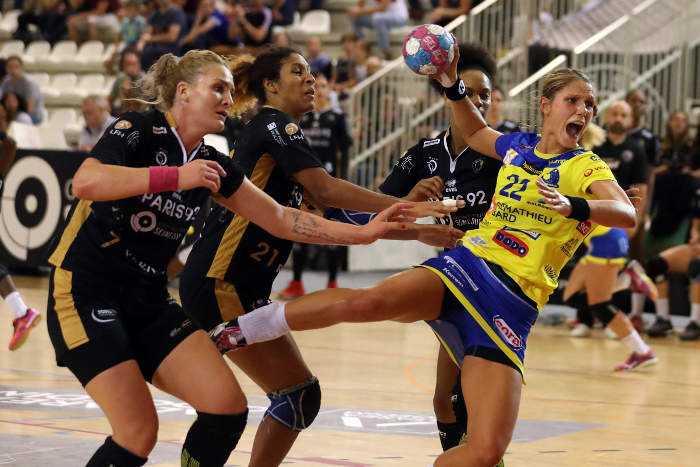 Xenia Smits (22) - Metz Handball - Foto: FFHandball / S. Pillaud