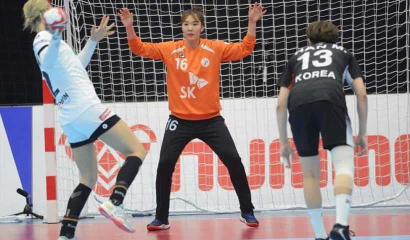 Handball WM 2019 - Shenia Minevskaja beim Siebenmeter - Deutschland vs. Südkorea - Copyright: IHF