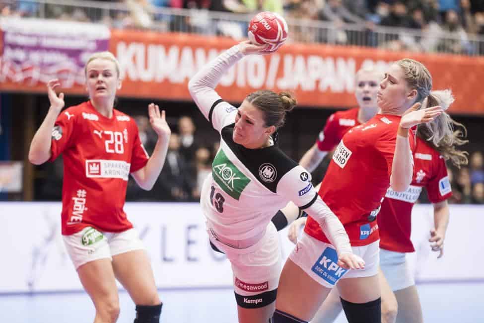Handball WM 2019 - Julia Behnke - Dänemark vs. Deutschland - Copyright: IHF