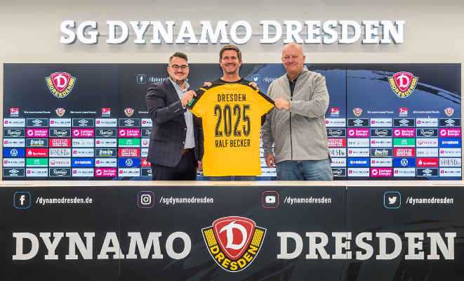 Fußball 2. Bundesliga - Dynamo Dresden - Ralf Becker - Michael Ziegenbalg und Jens Hieckmann - Foto: SGD/Dennis Hetzschold