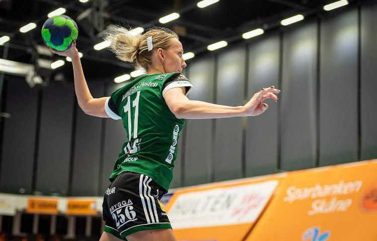 Handball Wetten - Copyright: https://pixabay.com/de/photos/frau-handball-frauenhandball-ball-6143052/ - Lizenz: Pixabay Licence. Bild von Christoffer Borg Mattisson auf Pixabay.