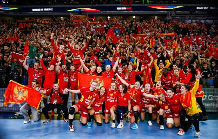 Handball EM 2022 EHF EURO - Montenegro mit Bronze - Copyright: EHF/kolektiffimages